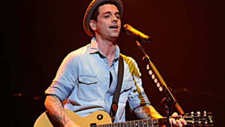 Digest: Dashboard Confessional Extend Tour; Kinks Release Reissues