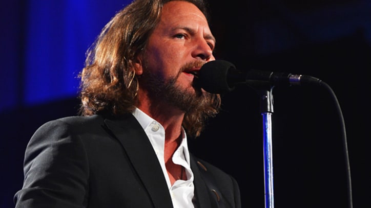 Pearl Jam Reveals 'Lightning Bolt' Track List