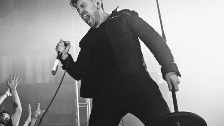 AFI Draws Rabid Fans at First Gig in Four Years
