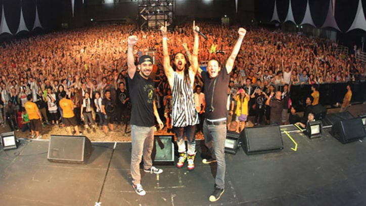 Linkin Park and Steve Aoki Team Up for 'A Light That Never Comes'