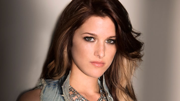 Cassadee Pope Gets Last Word on 'Proved You Wrong' – Song Premiere