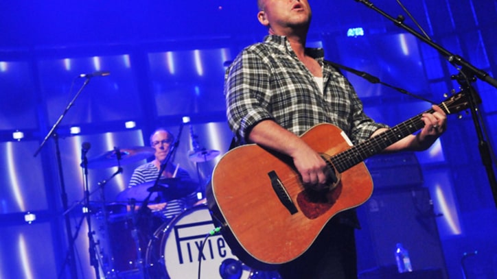 Pixies Plan Coast-to-Coast North American Tour
