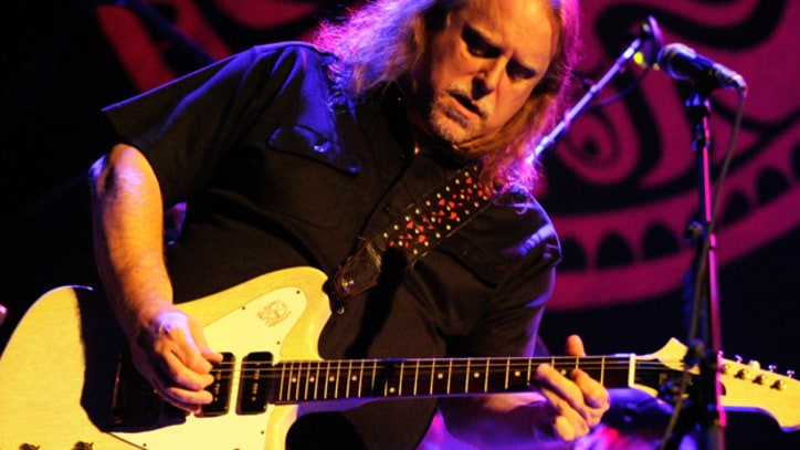 Warren Haynes Announces 25th Annual Christmas Jam