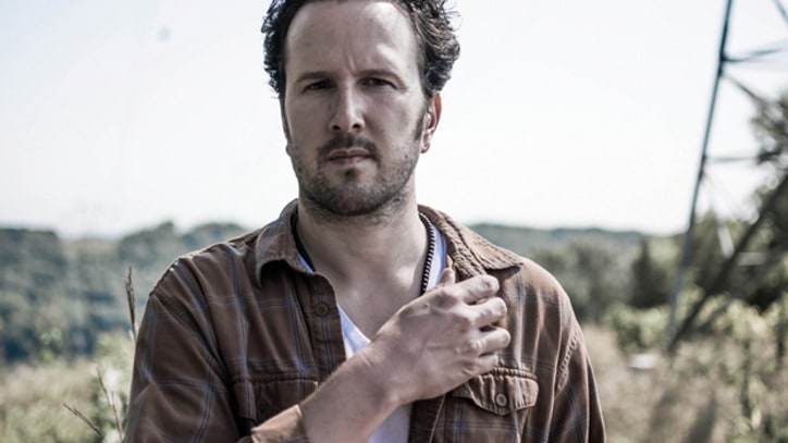 Mason Jennings Embraces Demons on 'Wilderness' - Song Premiere