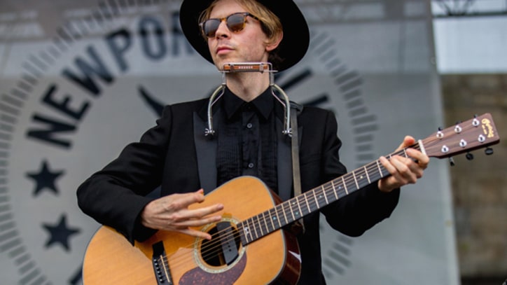 Beck Returns to 'Sea Change' Vibe for February LP 'Morning Phase'