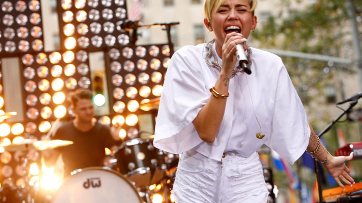 Miley Cyrus Is Bringing 'Bangerz' to Arenas