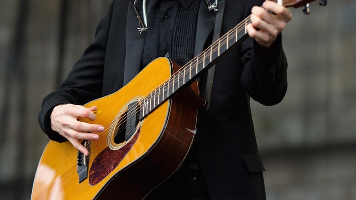 Beck Performs 'Song Reader' in L.A. With All-Star Guests