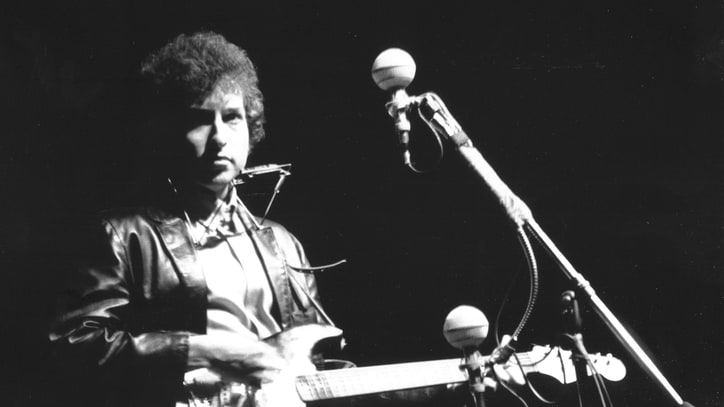 Bob Dylan's Newport Guitar Sells for Nearly a Million Bucks