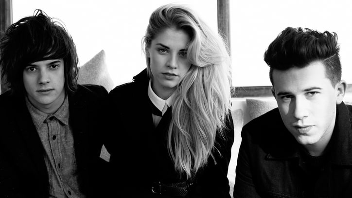 London Grammar Find Their Way in 'Everywhere You Go' - Premiere