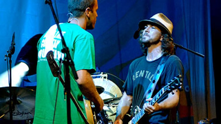 Pearl Jam, Maroon 5, Donate Songs to Help the Environment