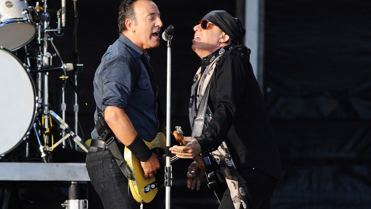 Steven Van Zandt 'Honored' By E Street Band's Hall of Fame Induction
