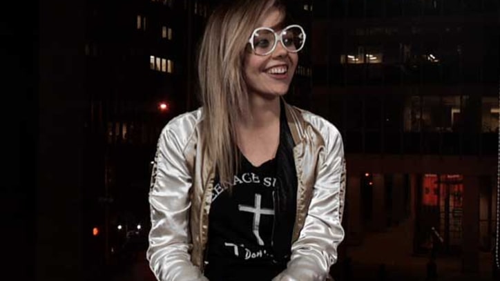 Rolling Stone Live: Electro Pop Singer MNDR Embraces Live Performance