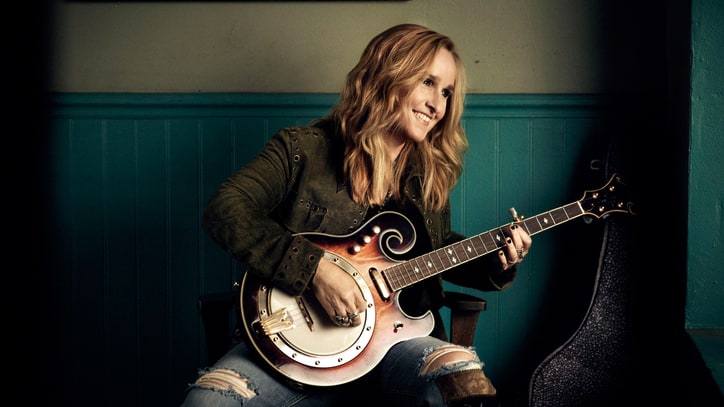 Melissa Etheridge Seeks to Unite on 'Uprising of Love' - Song Premiere