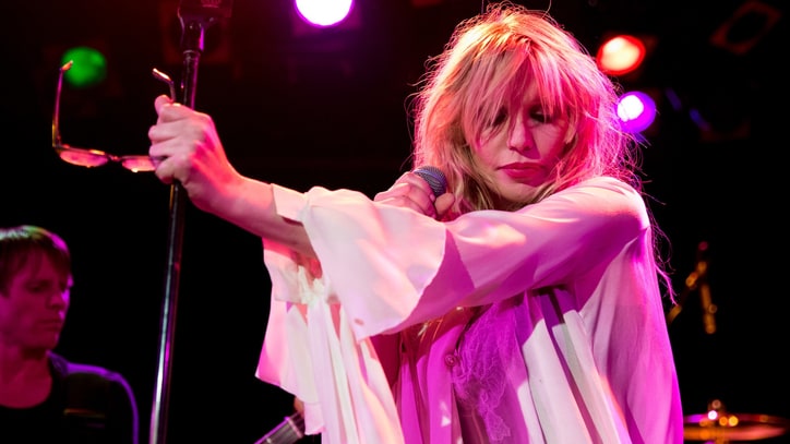 Courtney Love Cleared in Twitter Libel Trial