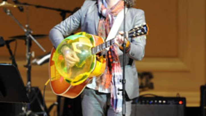 Flaming Lips, Michael Stipe, The Roots and Patti Smith Rock for Tibet