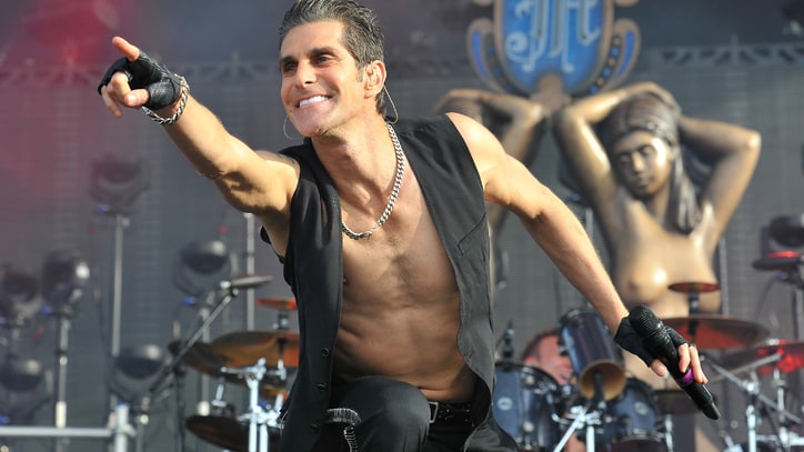Jane's Addiction Performing Full 'Nothing's Shocking' Shows