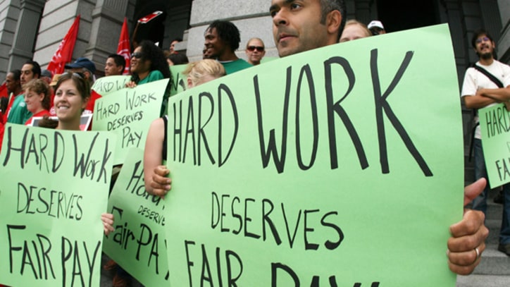 Why It's Time to Start Pushing for a Minimum Wage Hike