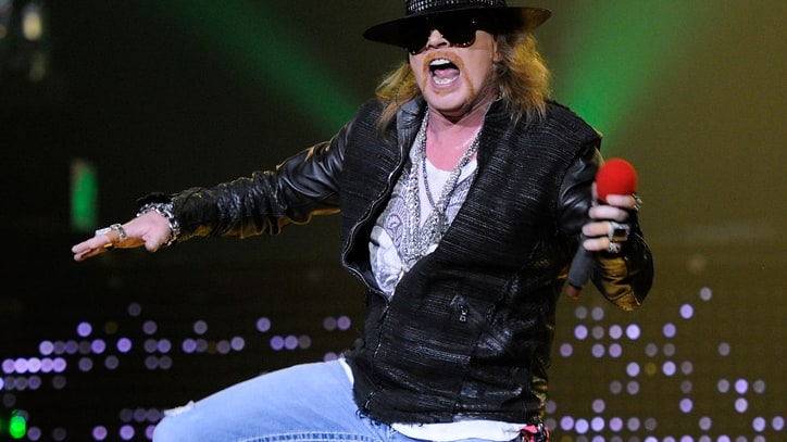 Axl Rose Mocks Red Hot Chili Peppers' Super Bowl 'Karaoke'