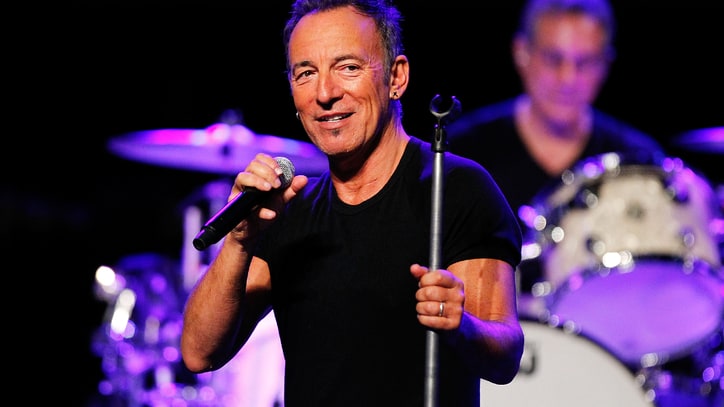 The Inside Story of Bruce Springsteen's Official Live Downloads