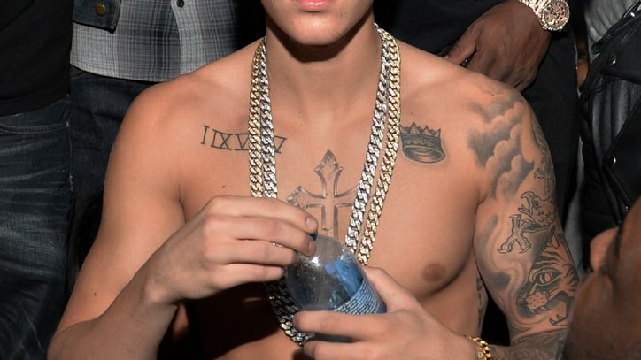 Justin Bieber May Face Felony Charges Over Egging Incident