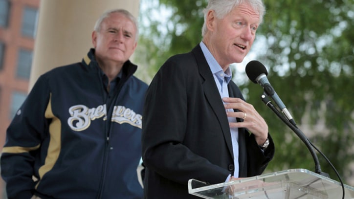 How Republicans Cheat Democrats - and Democrats Cheat Themselves