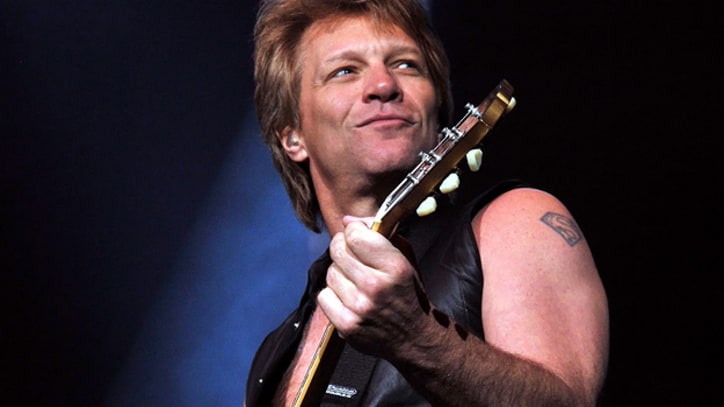 Jon Bon Jovi Partners With Avon for 'Unplugged' Fragrances