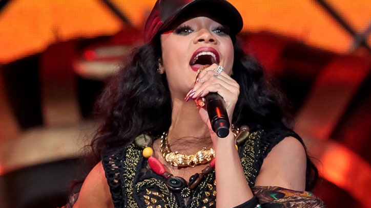 Rihanna Designing Collection for British Chain River Island