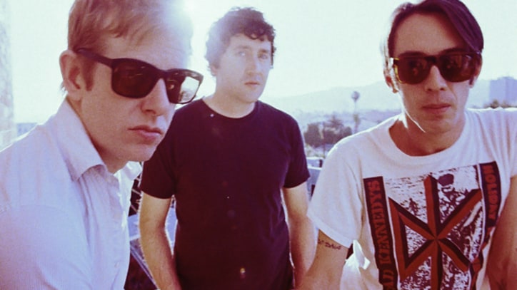 Divine Fits: 'Would That Not Be Nice'