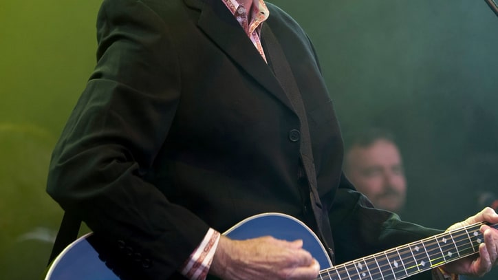 Ray Davies, Donovan to Enter Songwriters Hall of Fame