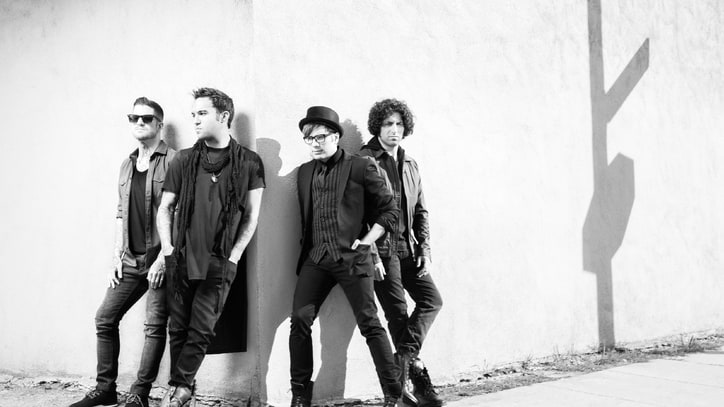 Fall Out Boy Pay Homage to 'Flappy Bird' With 'Fall Out Bird'