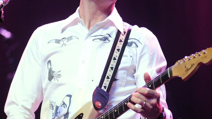 Wilco's Nels Cline Jams With the Les Paul Trio In New York