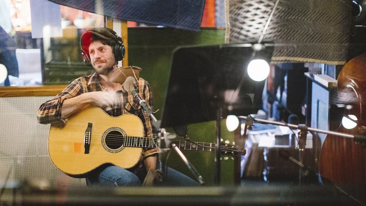 Ray LaMontagne Gets Loose With Dan Auerbach on New LP 'Supernova'