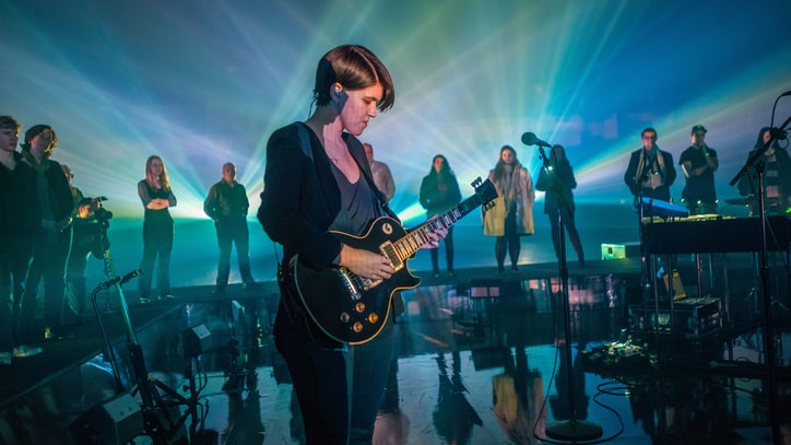 The xx Play to Crowd of 40 as Intimate NYC Armory Shows Begin