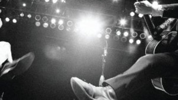 We All Raise Our Voices to the Air (Live Songs 04.11-08.11)