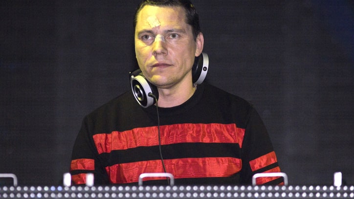 Tiesto Cancels Caracas Show Over Unrest in Venezuela
