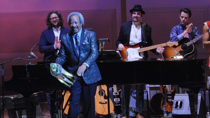All-Stars Give Paul Simon the Tribute Treatment at Carnegie Hall