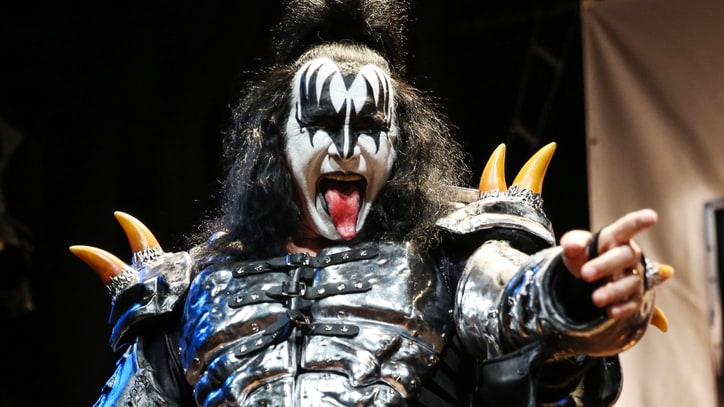 Kiss to Crowdsource Ideas for 40th Anniversary Celebration