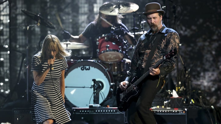 Nirvana Reunite, Kiss Remain Civil at Rock and Roll Hall of Fame