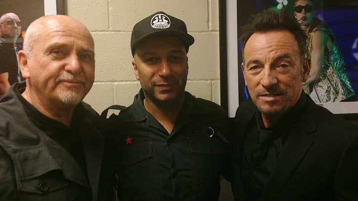 10 Amazing Backstage Moments From the Rock Hall's 2014 Induction