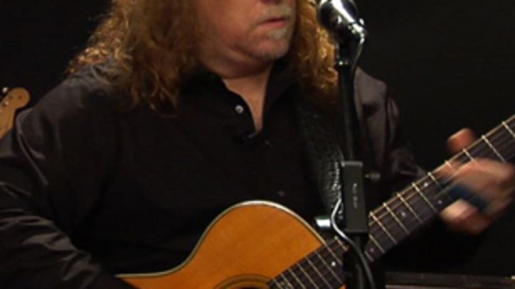 Live at Rolling Stone: Warren Haynes Performs 'Old Friend'