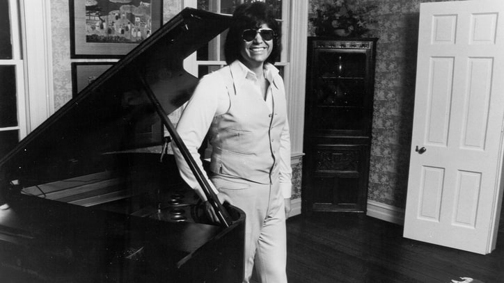 Country Hall of Fame Taps Ronnie Milsap, Mac Wiseman, Hank Cochran