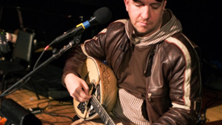 NMR: The Magnetic Fields' Realism