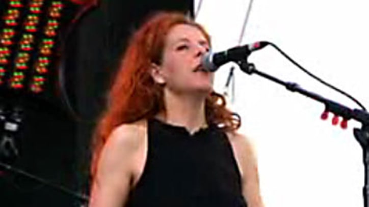 Lollapalooza 2009: Neko Case and The Ravonettes