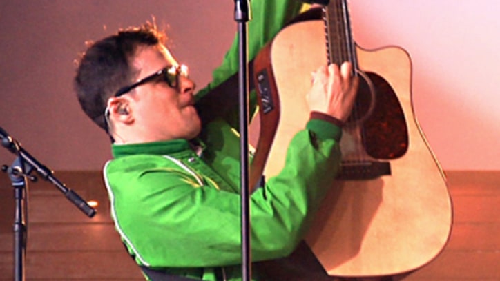 Inside Weezer's Exhilarating 'Rolling Stone' Set
