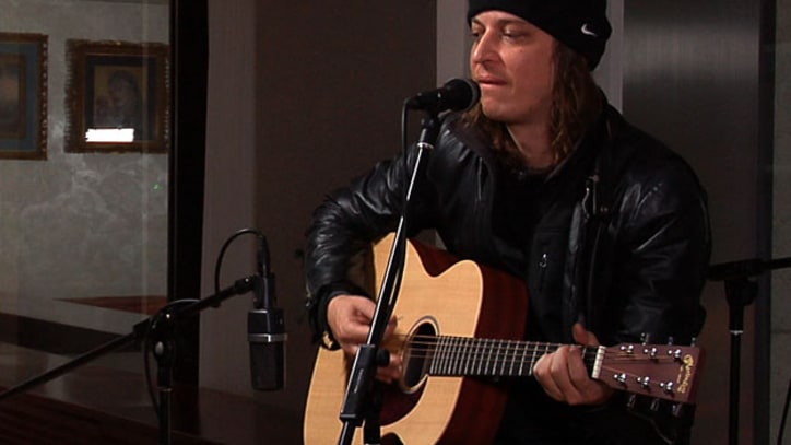 Greenhornes, 'But I Ain't Got You': Rolling Stone Live