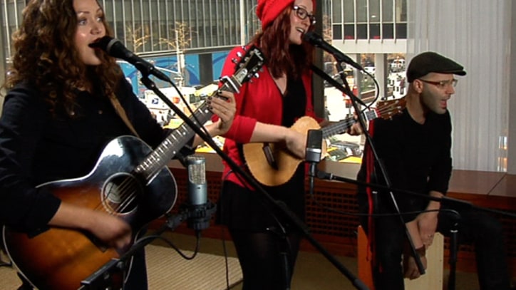 Rolling Stone Live: Ingrid Michaelson, 'Parachute'