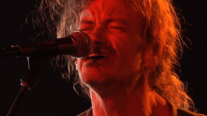 Meat Puppets Perform
