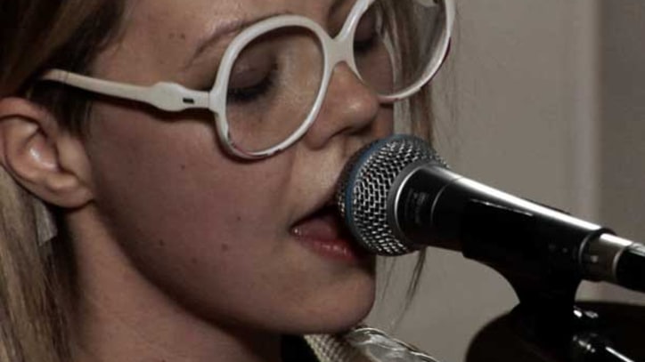 Rolling Stone Live: MNDR 'I Go Away'