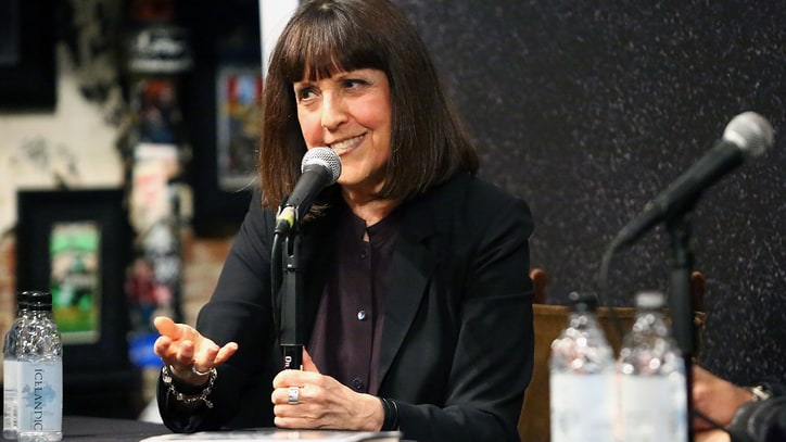 5 Nuggets From Lisa Robinson's Rock Memoir 'There Goes Gravity'