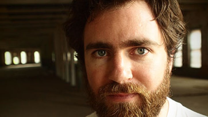 Liam Finn 'Jump Your Bones'